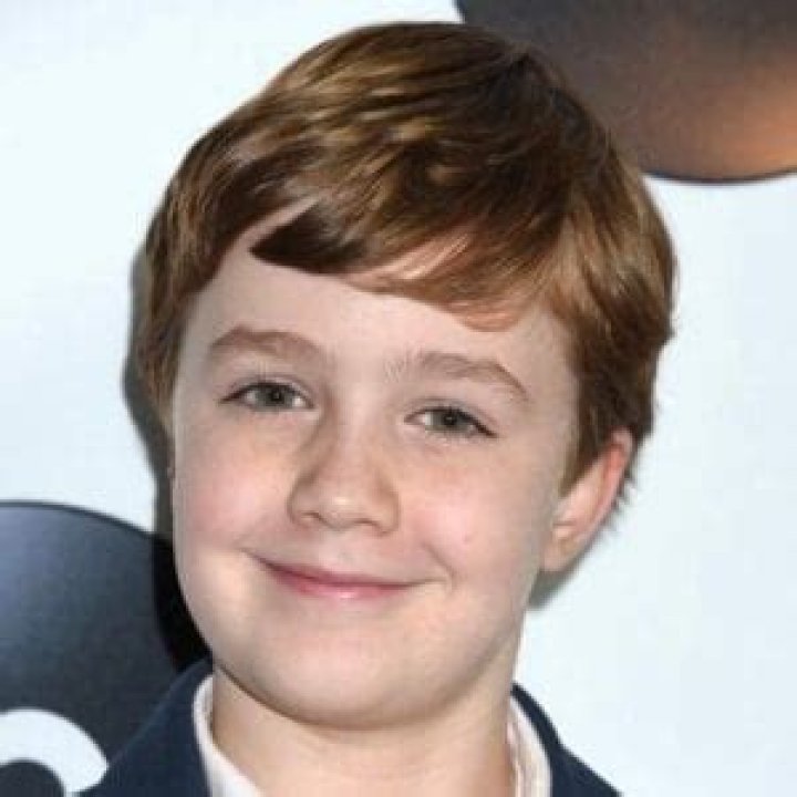 Actor Ames Mcnamara Weight Loss Journey: His Height, Who Are His Parents?