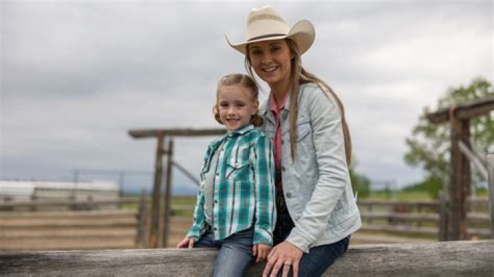 
Actress Amber Marshall Has A Happy Family With Photographer Husband Shawn Turner 