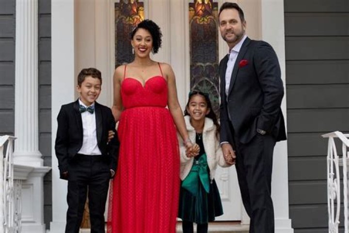 Adam Housley Height, Weight, Net Worth, Age, Birthday, Wikipedia, Who, Nationality, Biography