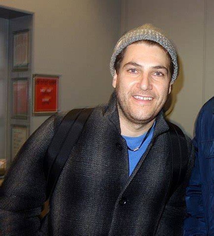 Adam Pally Height, Weight, Net Worth, Age, Birthday, Wikipedia, Who, Instagram, Biography