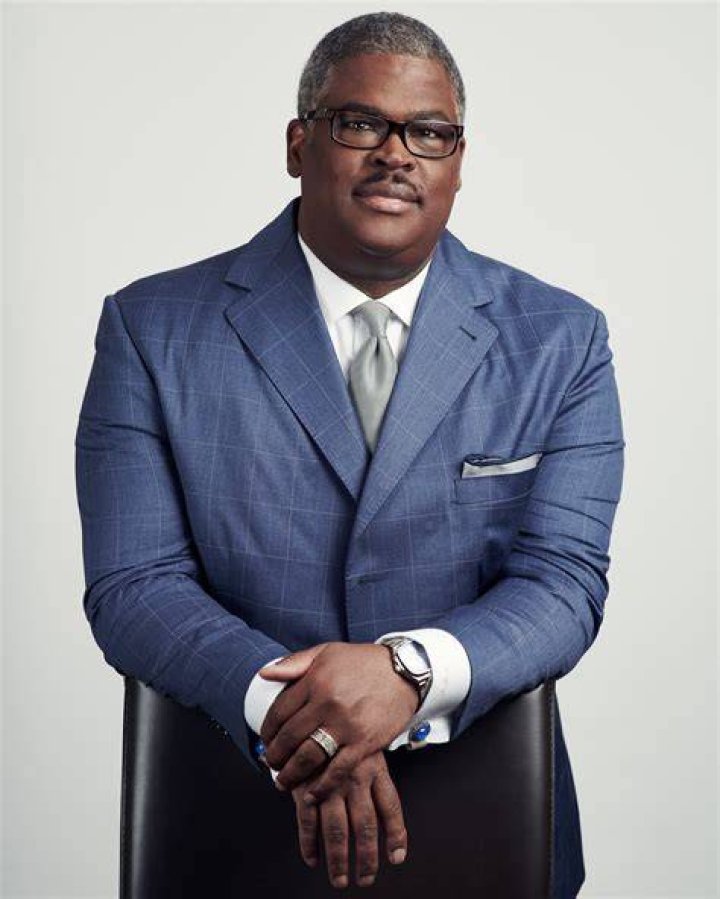 
Adrian Payne Height, Weight, Net Worth, Age, Birthday, Wikipedia, Who, Nationality, Biography 