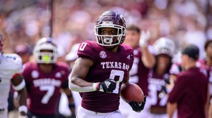 
Ainias Smith Arrested On Gun And Drug Charges, Is Texas A&M Wide Receiver On Brazos County Jail? 