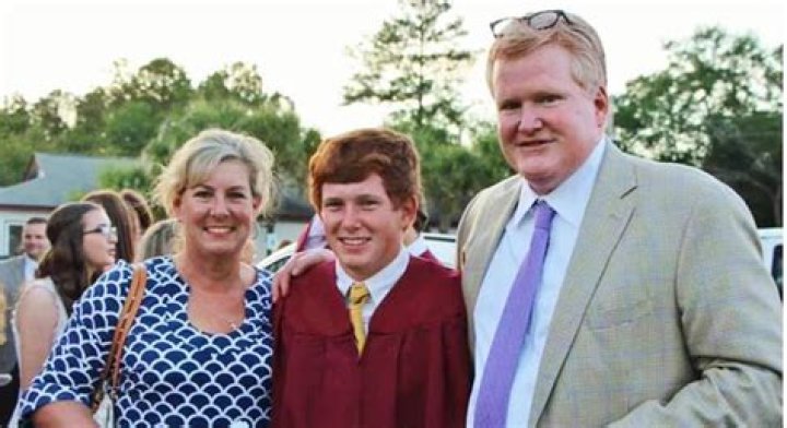 
Alex Murdaugh’s Son Sent Snapchat to Friends Before He Was Killed, Video Is ‘Critical to the Case’ 