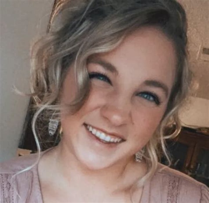 
Alissa McCommon Height, Weight, Net Worth, Age, Birthday, Wikipedia, Who, Instagram, Biography 