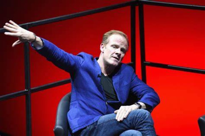 Alistair Brammer Height, Weight, Net Worth, Age, Birthday, Wikipedia, Who, Instagram, Biography