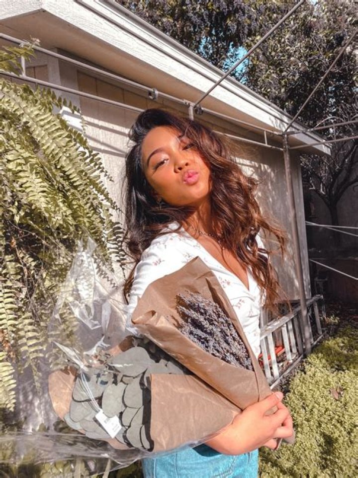 
Allison Zoey Height, Weight, Net Worth, Age, Wiki, Who, Instagram, Biography 
