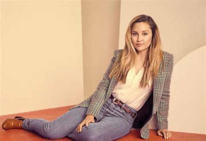 Amanda Bynes Height, Age, Boyfriend, Biography, Wiki, Net Worth