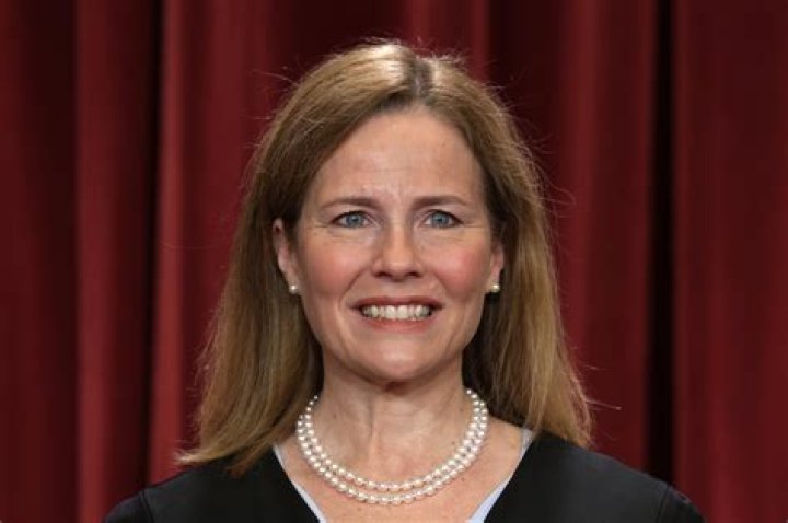 Amy Coney Barrett Height, Weight, Net Worth, Age, Birthday, Wikipedia, Who, Instagram, Biography