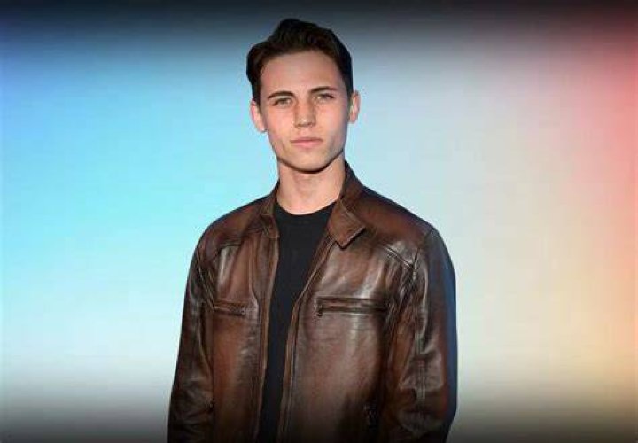 
Andy Buchanan Height, Weight, Net Worth, Age, Birthday, Wikipedia, Who, Instagram, Biography 