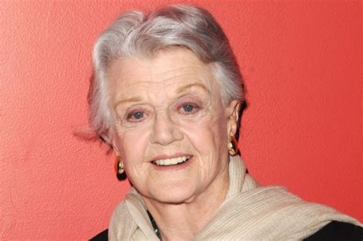 
Angela Lansbury, Screen and Broadway Icon, Dead at 96 