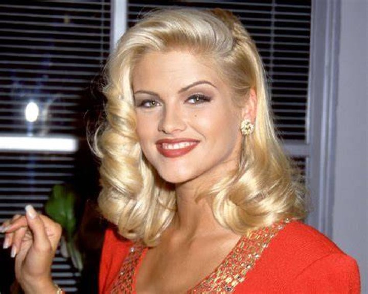 Anna Nickole Age, Birthday, Wikipedia, Who, Nationality, Biography