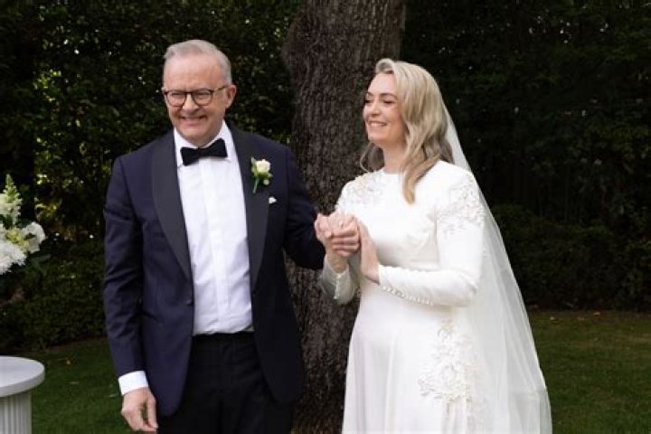 
Anthony Albanese Has Been Married To Carmel Tebbut Before Meeting Girlfriend Jodie 