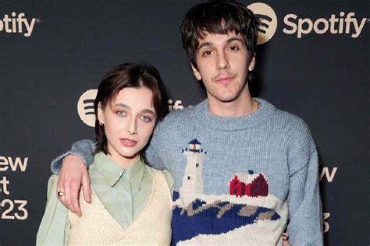 
Are Emma Chamberlain And Tucker Pillsbury Dating? Here’s What We Know 
