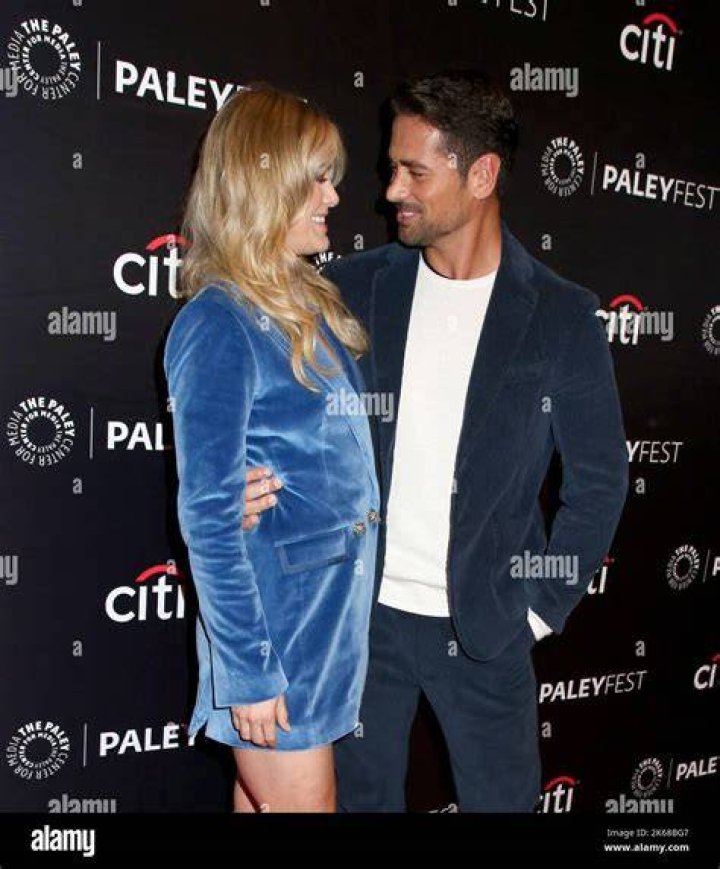 Are Melissa Roxburgh And JR Ramirez Still Dating?