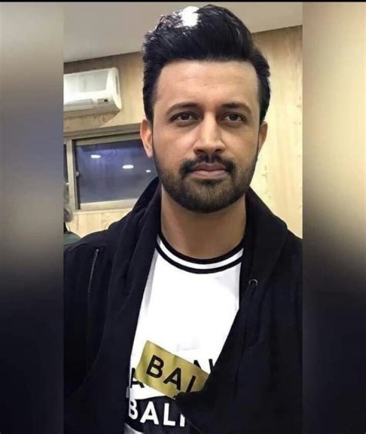 Atif Aslam Height, Weight, Net Worth, Age, Birthday, Wikipedia, Who, Instagram, Biography