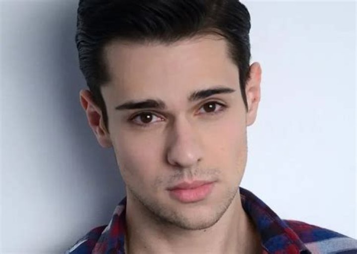
Attila Csecse Height, Weight, Net Worth, Age, Birthday, Wikipedia, Who, Nationality, Biography 