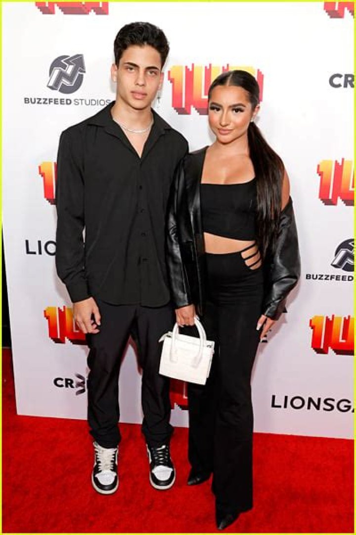
Aviva Mongillo Boyfriend Dylan Bulmer Is A Grip 