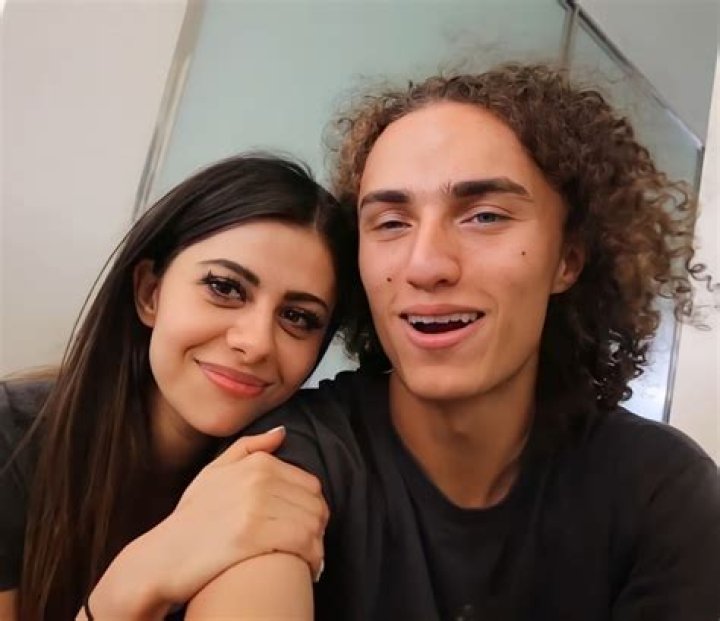 Azzyland New Boyfriend After Break Up With Kwebbelkop As Rumors Of New Relationship Get Stringer