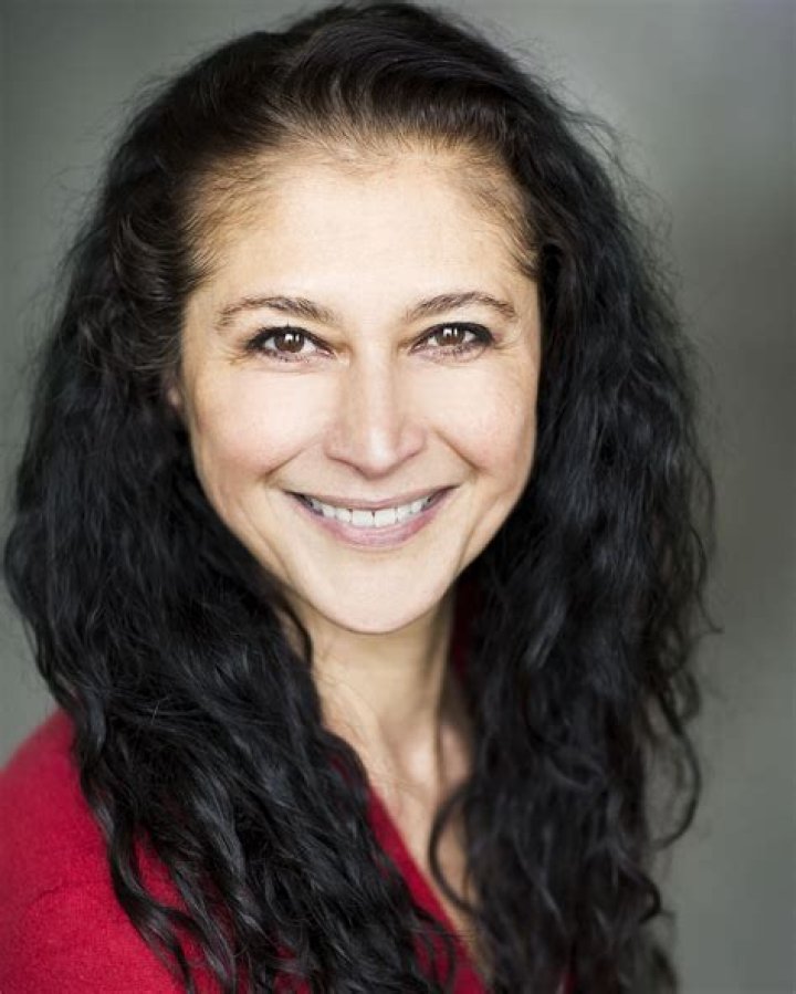 Badria Timimi Height, Weight, Net Worth, Age, Birthday, Wikipedia, Who, Nationality, Biography