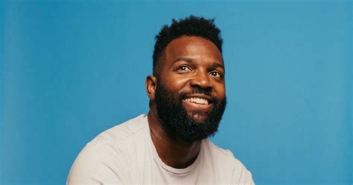 Baratunde Thurston Height, Weight, Net Worth, Age, Birthday, Wikipedia, Who, Nationality, Biography
