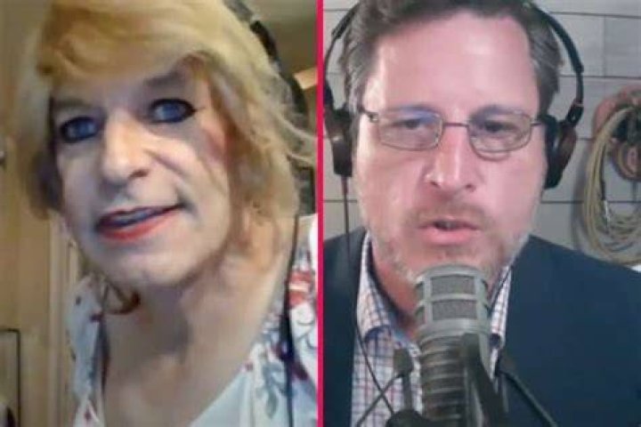 Beloved radio host, Rebecca Pratt, dies at age 55.