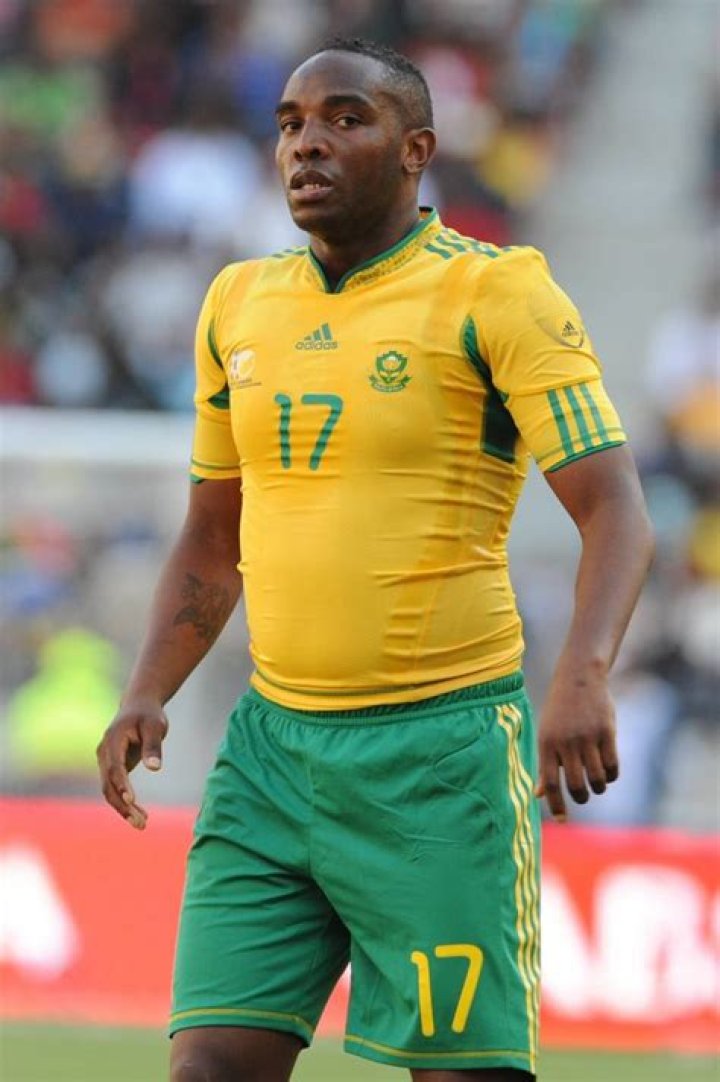 
Benni McCarthy Height, Weight, Net Worth, Age, Birthday, Wikipedia, Who, Nationality, Biography 