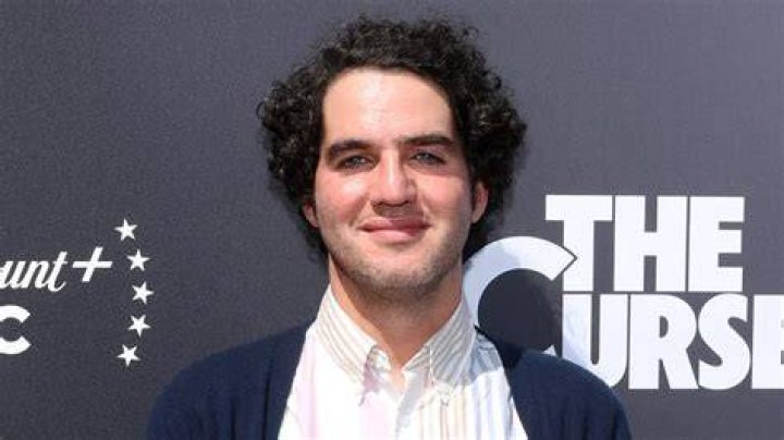 
Benny Safdie Height, Weight, Net Worth, Age, Birthday, Wikipedia, Who, Instagram, Biography 