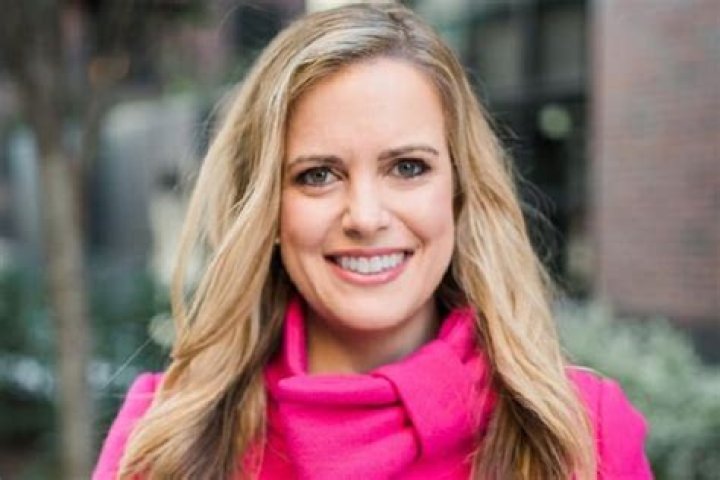 Beverly Hallberg Height, Weight, Net Worth, Age, Birthday, Wikipedia, Who, Instagram, Biography