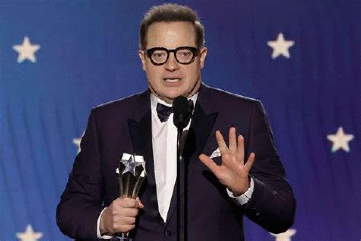 
Brendan Fraser Won Best Actor at the Critics’ Choice Awards, Made a Moving Speech 
