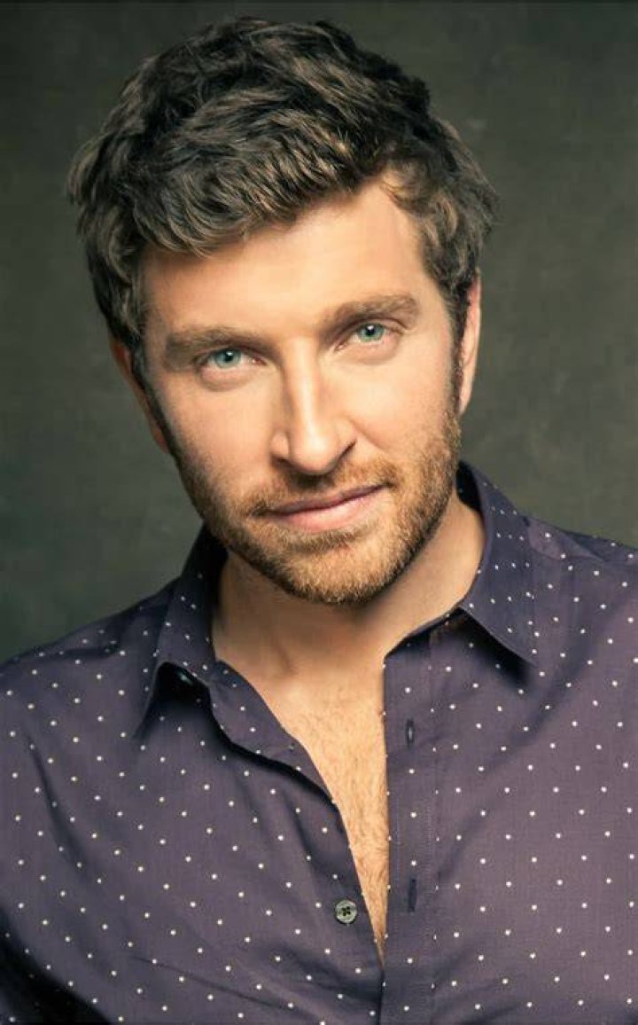 Brett Eldredge Height, Weight, Net Worth, Age, Birthday, Wikipedia, Who, Nationality, Biography