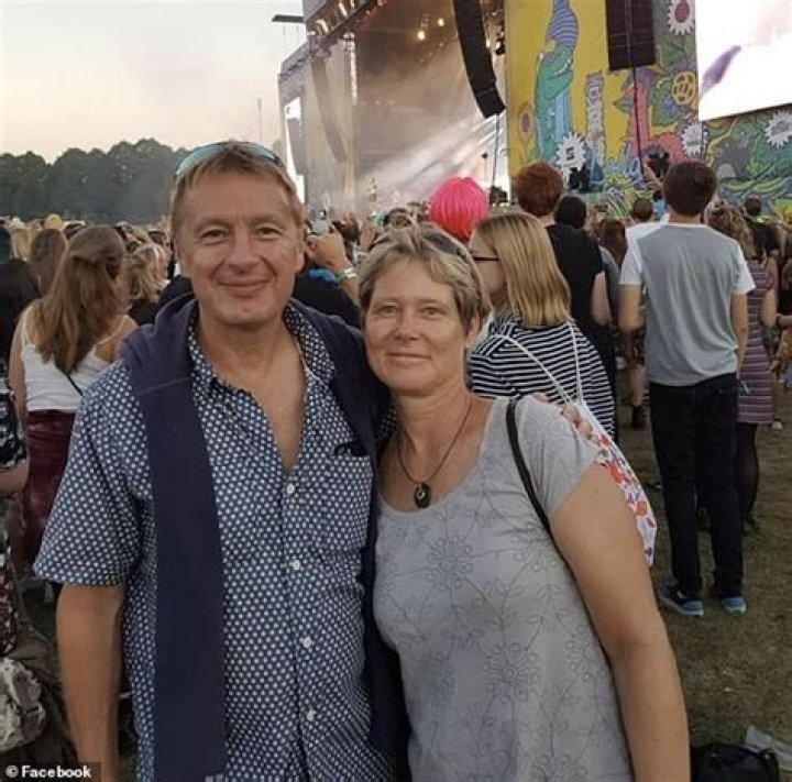 
Brit Teacher, Louise Atkinson, dies after falling 100ft while hiking in Italian 