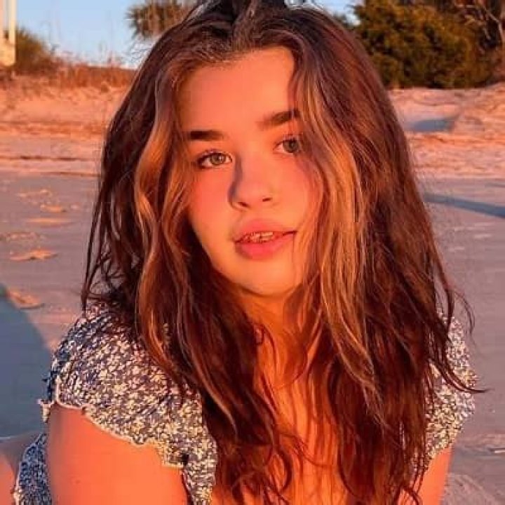 Bubblebratz2 Height, Weight, Net Worth, Age, Birthday, Wikipedia, Who, Nationality, Biography