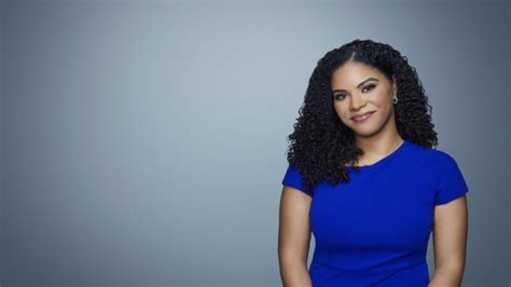 Camila Dechalus Height, Weight, Net Worth, Age, Birthday, Wikipedia, Who, Nationality, Biography