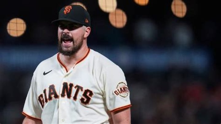 Carlos Rodon Height, Weight, Net Worth, Age, Birthday, Wikipedia, Who, Nationality, Biography