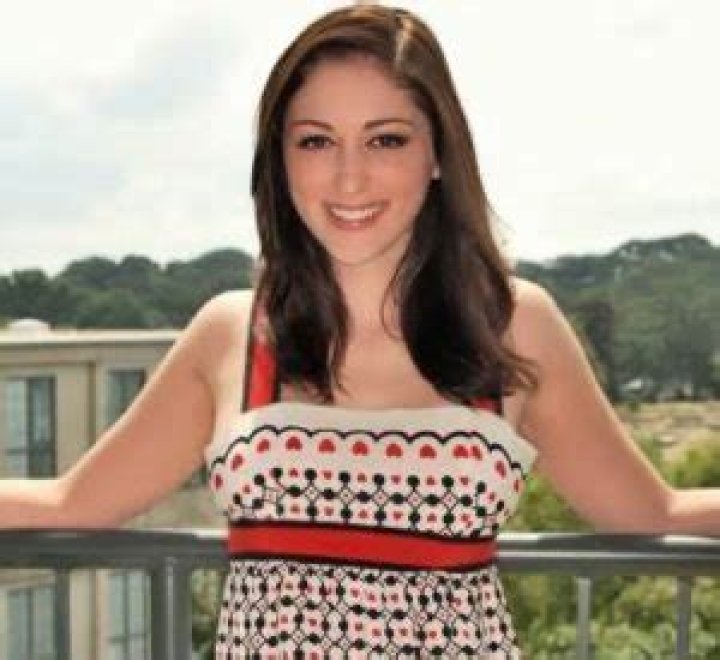 Carlotta Champagne Height, Weight, Net Worth, Age, Birthday, Wikipedia, Who, Instagram, Biography