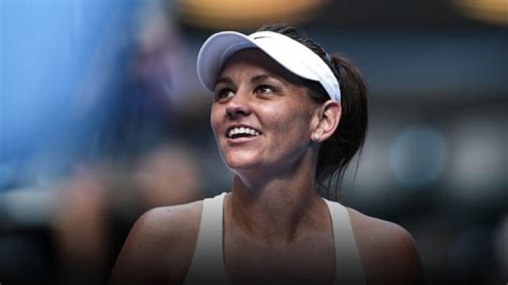 
Casey Dellacqua Height, Weight, Net Worth, Age, Birthday, Wikipedia, Who, Nationality, Biography 