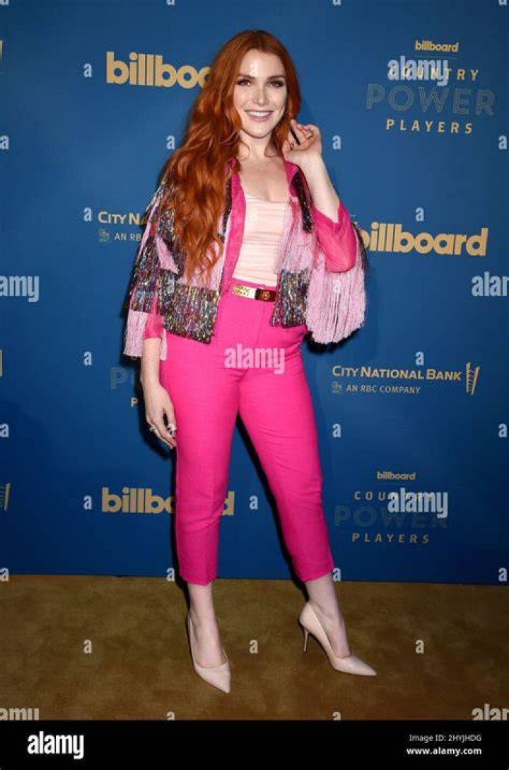Caylee Hammack Height, Weight, Net Worth, Age, Wiki, Who, Instagram, Biography