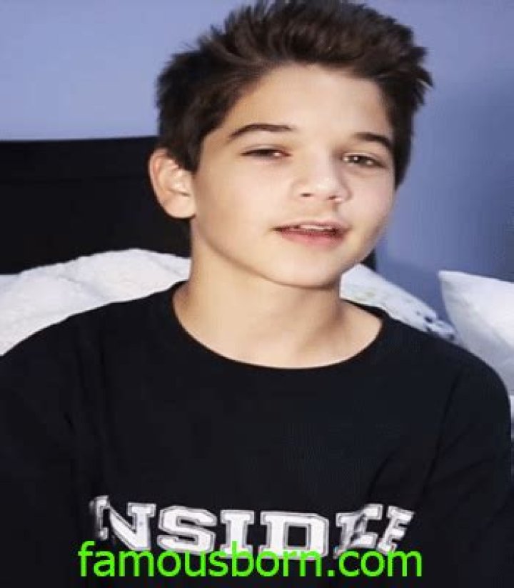 
Chandler Crockett Height, Weight, Net Worth, Age, Birthday, Wikipedia, Who, Nationality, Biography 