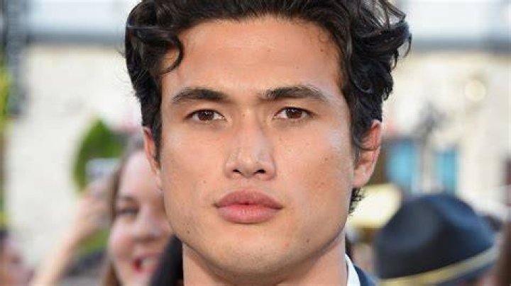 Charles Melton Height, Weight, Net Worth, Age, Birthday, Wikipedia, Who, Instagram, Biography