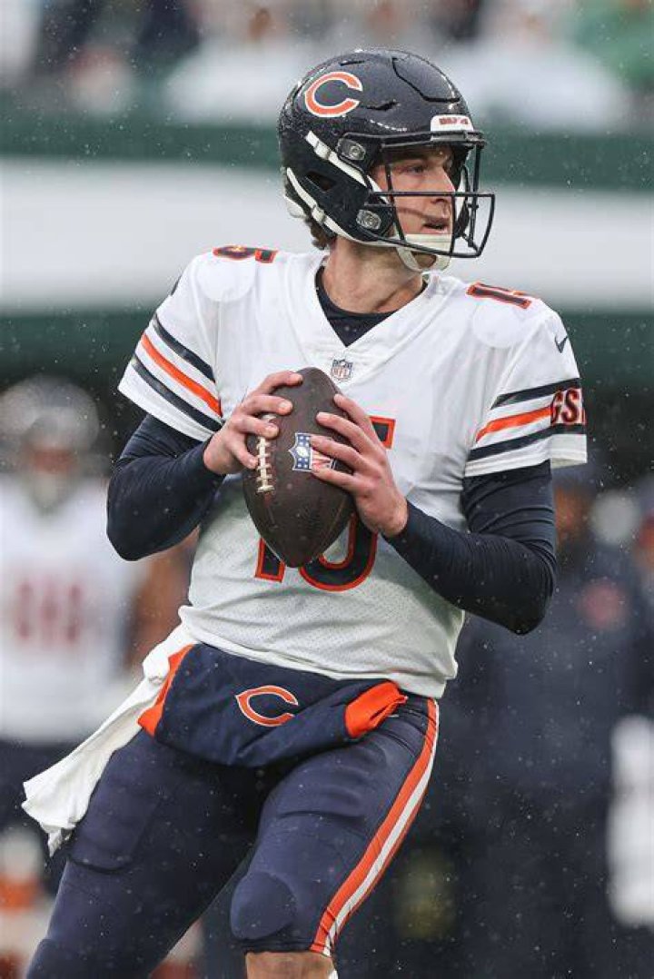 
Chicago Bears New QB Trevor Siemian And His Wife Bo Podkopacz Siemian Are Married Since 2019 
