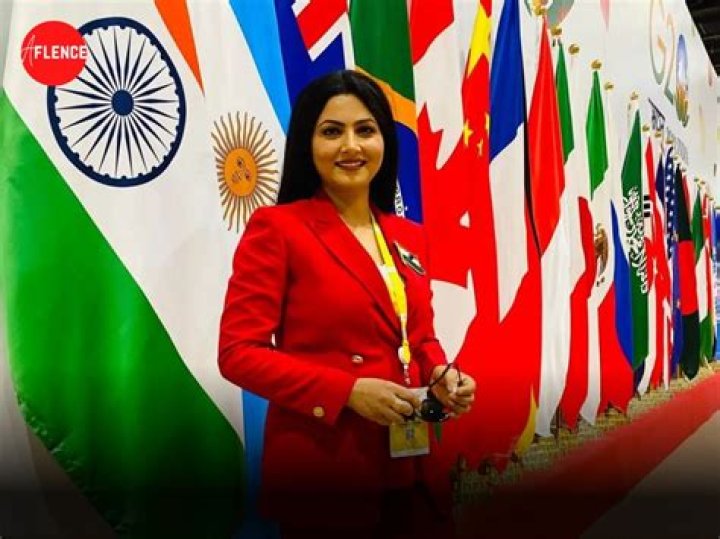 Chitra Tripathi Height, Weight, Net Worth, Age, Birthday, Wikipedia, Who, Nationality, Biography