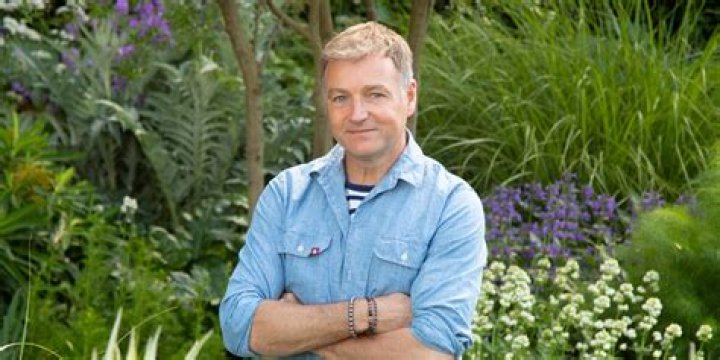 
Chris Beardshaw Garden Design Illness And Chelsea 2022 Presenter Recalls Health Issues 