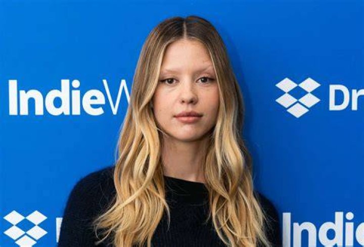Christina McLarty Height, Weight, Net Worth, Age, Birthday, Wikipedia, Who, Nationality, Biography