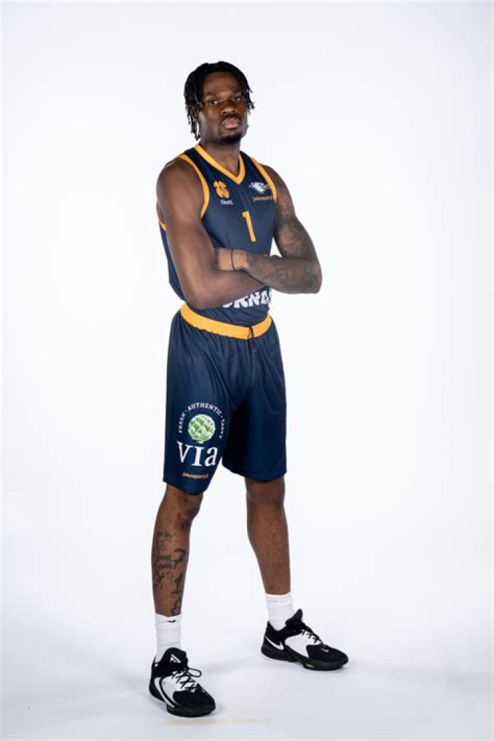 Chuba Ohams Wikipedia And Age, How Old Tall Is Basketball Player?