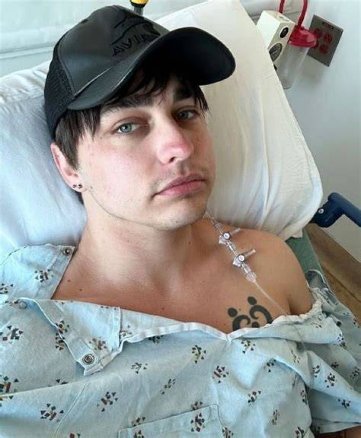 Colby Brock A Famous YouTuber Has Been Diagnosed With Testicular Cancer