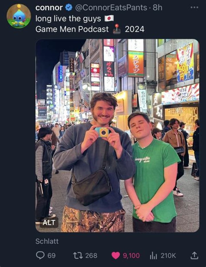  ConnorEatsPants