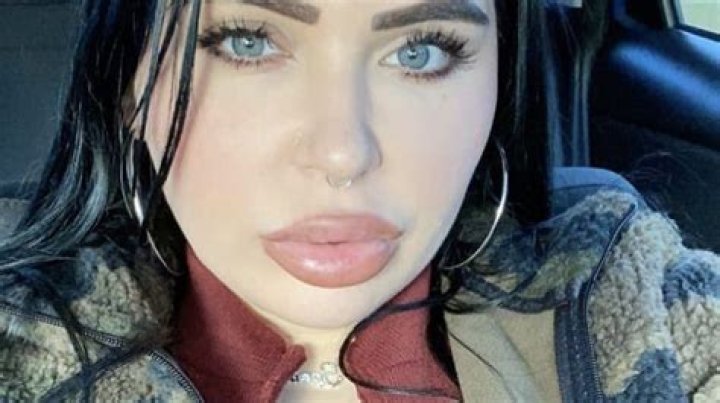 Crystal Lust: Who Is She? Why is she a social media trend? Instagram Age And Other