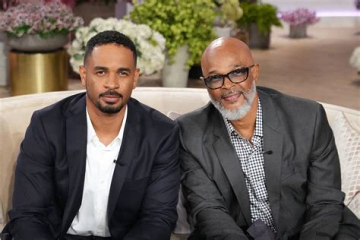 Damon Wayans Jr Height, Weight, Net Worth, Age, Birthday, Wikipedia, Who, Nationality, Biography