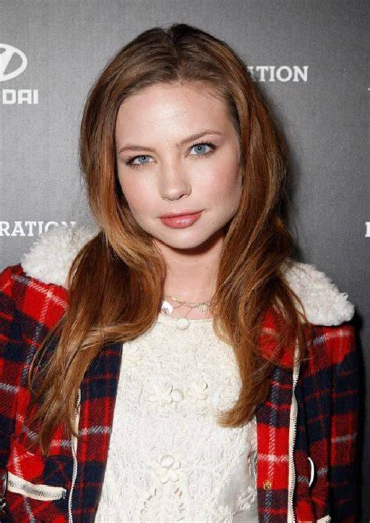 
Daveigh Chase’s Net Worth, Height, Measurements, Relationships 