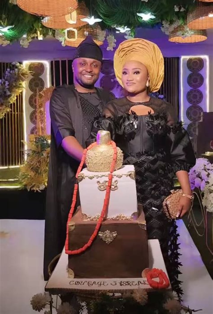 
Davido is planning to shut down Benin for Isreal DMW’s wedding. 
